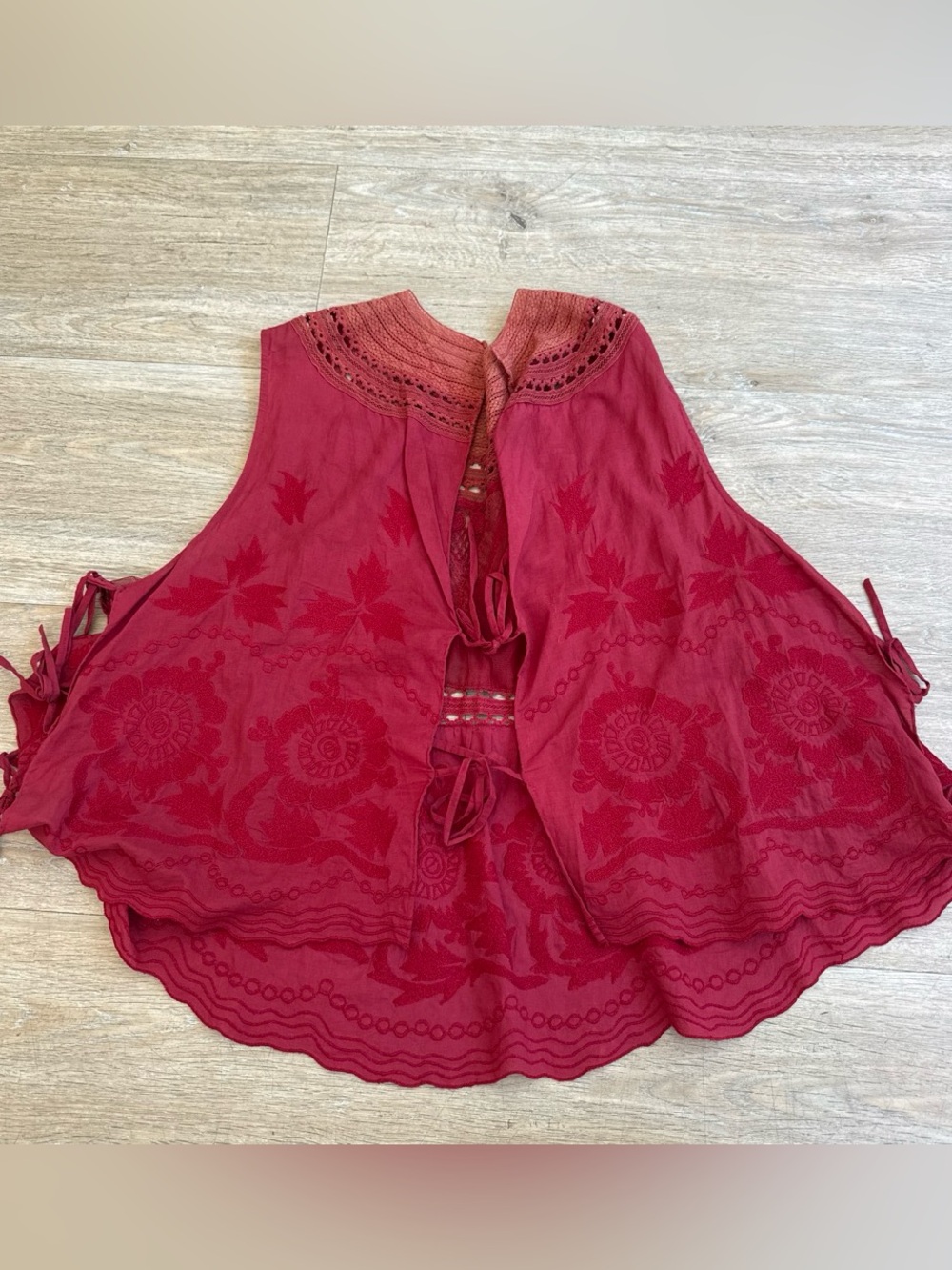 Dries Van Noten Crimson Red Sleeveless Crochet Yoke Tunic 42 - Picture 5 of 7